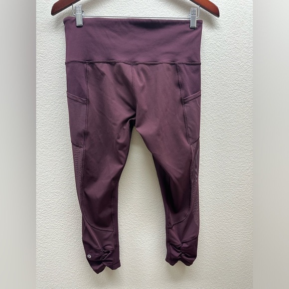 Lululemon High Times Mesh Legging-Size 10 - Picture 6 of 7